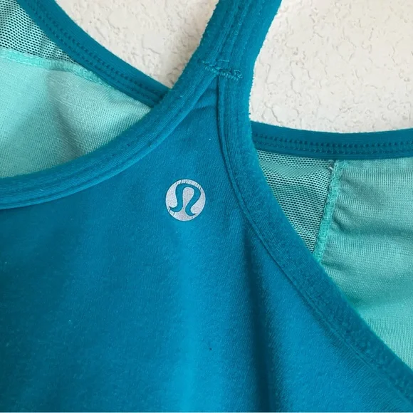 Lululemon Blue Y Tank Top Size 10 - Picture 4 of 10